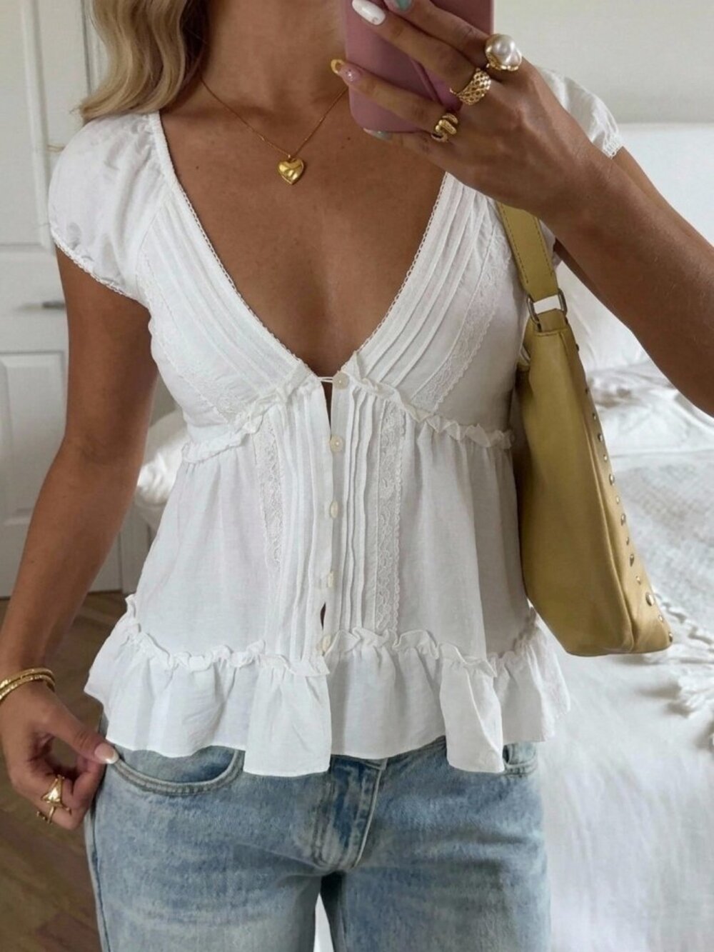 White Casual Women's Sweetheart V-Neck Raglan Peplum Blouse